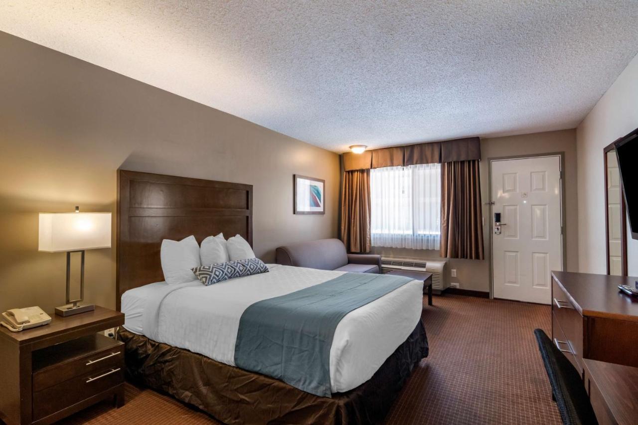 Surestay Plus Hotel By Best Western Salmon Arm Exteriér fotografie
