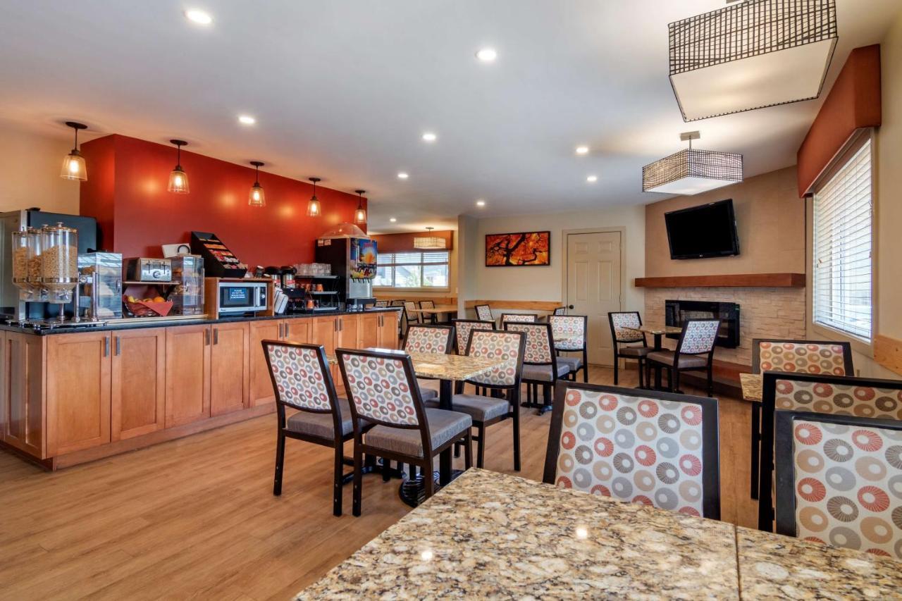 Surestay Plus Hotel By Best Western Salmon Arm Exteriér fotografie