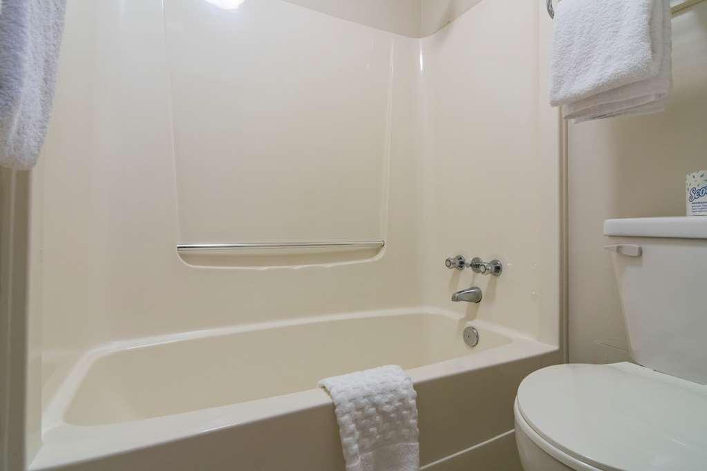 Surestay Plus Hotel By Best Western Salmon Arm Exteriér fotografie