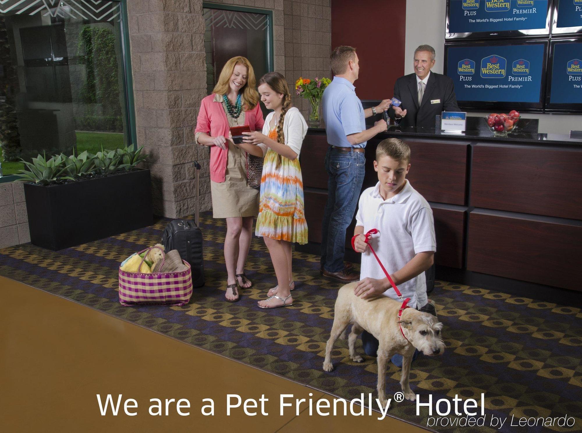 Surestay Plus Hotel By Best Western Salmon Arm Exteriér fotografie