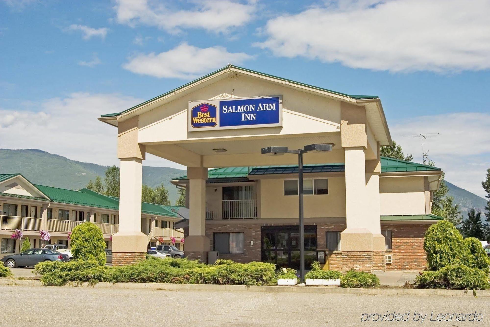 Surestay Plus Hotel By Best Western Salmon Arm Exteriér fotografie